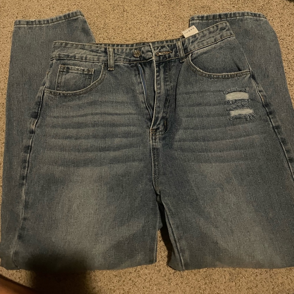 Wide Legged Jeans